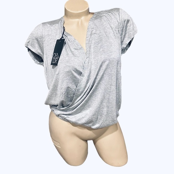 Chaser Heather Grey Double Surplice Top Medium NEW NWT SHORT SLEEVE - Picture 2 of 2